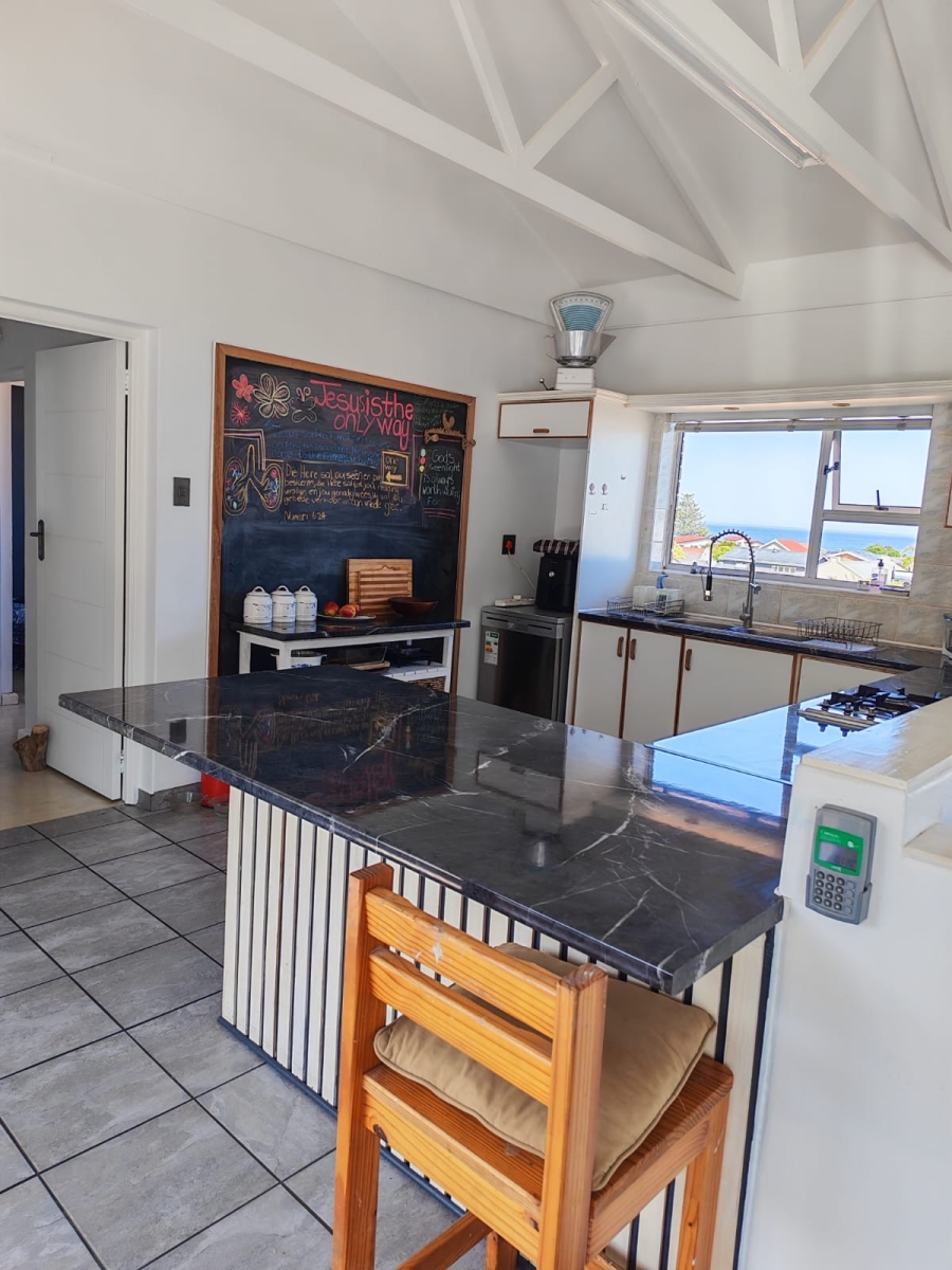 4 Bedroom Property for Sale in Klein Berlyn Western Cape